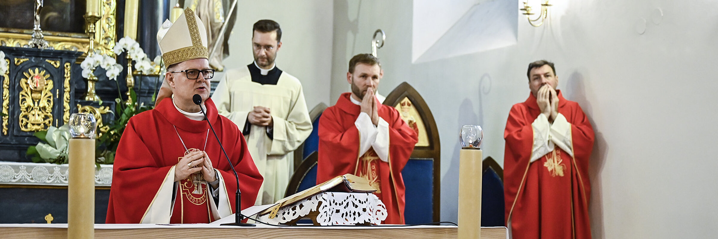 Liturgia w kościele parafialnym